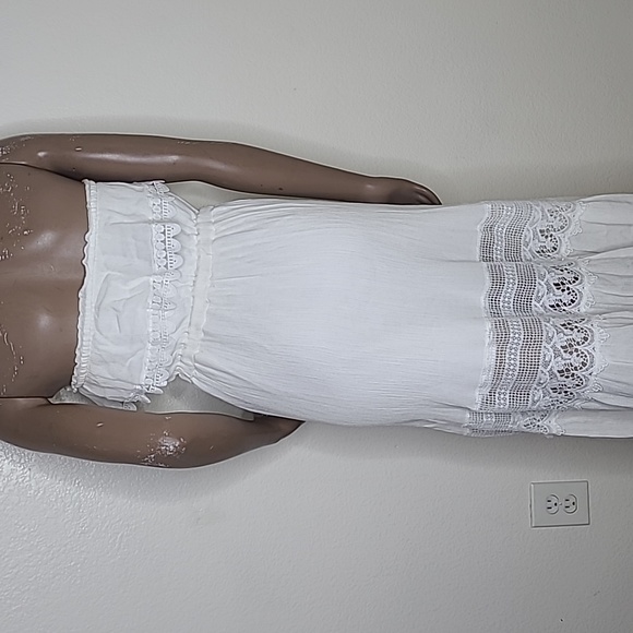 Maxi Dress Size Small White Strapless Ruffle Lace Travel Casual Cruise Summer - Picture 6 of 9